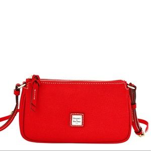 Super cute small dooney and Bourke purse